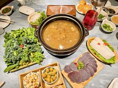-慢丽江·云南野生菌土鸡锅(付家庄店)