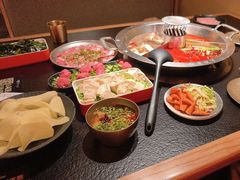 -晓宇重庆火锅(西安荟聚店)