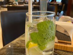 -东方红海鲜百汇(国际大厦店)