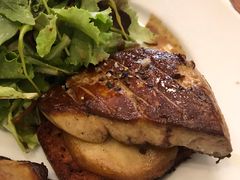 鹅肝配沙拉-Le Comptoir de la Gastronomie