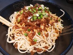 凉面-巴厘龙虾·榜首油焖大虾(洞庭·艺术洋房店)