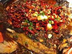 -鸣记脆皮烤鱼·海鲜烤鱼(三八广场店)