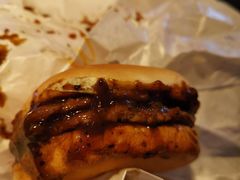 双层黑椒牛肉堡-麦当劳(新世纪环球中心店)