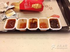 -麦当劳(健德桥得来速店)
