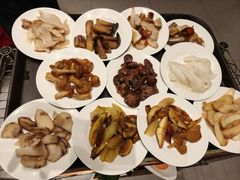 -天宜隆蘑菇宴火锅(石景山旗舰店)