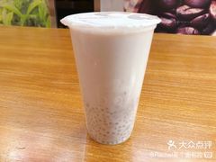 -CoCo都可(曹路宝龙广场店)