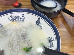 -鸭小妹鸭血粉丝(老门东店)