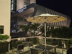 -卡普里披萨·牛扒·下午茶