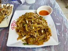 牛肉炒河粉-凤城康记饭店