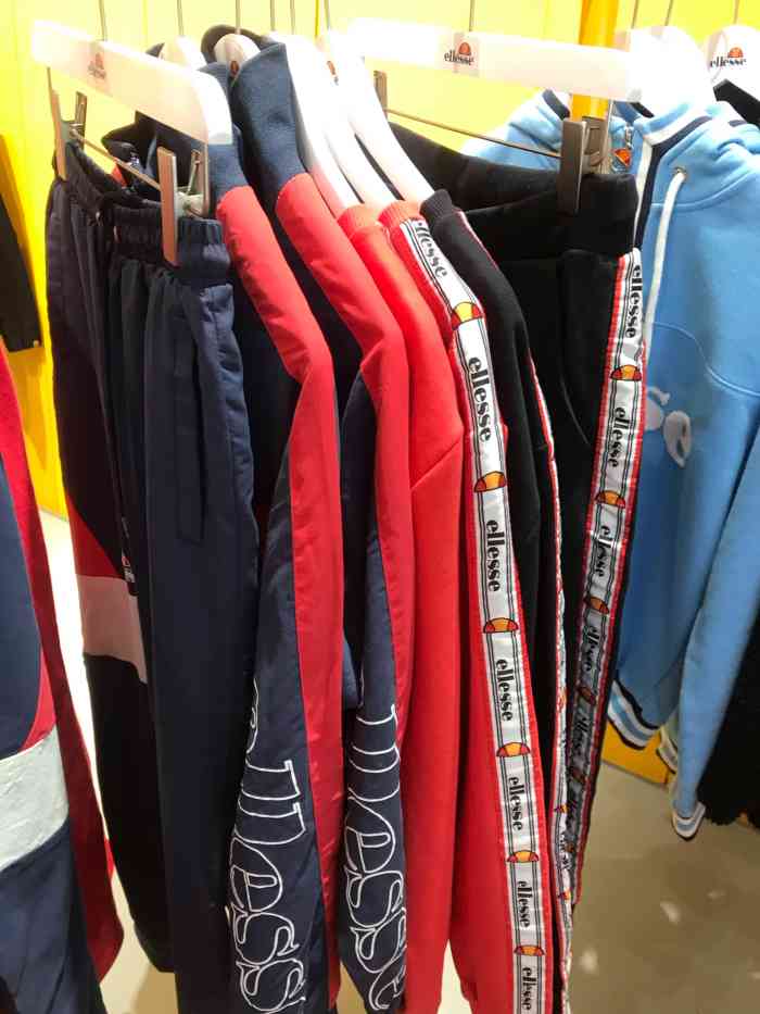 ellesse(北京apm店)-"竟然发现了这个牌子惊了小的时候穿过 .