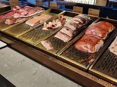 -山焱·炭火自助烤肉(周浦万达店)