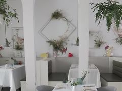 -春树下·树屋花房西餐厅(罍街AS1980店)