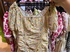 -广州周大福金融中心