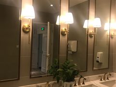 -骏莱海鲜鱼港(五角场店)