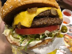 -The Habit Burger Grill 哈比特汉堡(爱琴海店)