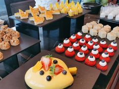 -云端西餐厅(南宁龙光那莲豪华精选酒店)