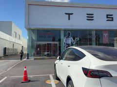 -TESLA 特斯拉(北京南四环中路特斯拉中心)