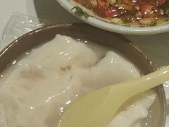 -何师傅美蛙鱼头(汉街店)