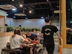 大堂-胡须佬鸡煲四季火锅(海雅缤纷城店)