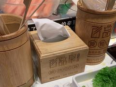 -百品聚旋转火锅(号外店)