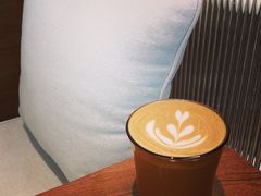 -Line 咖啡(石厦花园店)