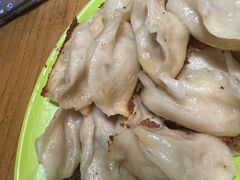 -锅贴王小吃(南大街店)