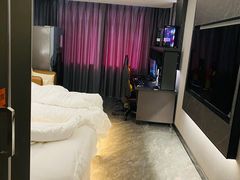 -BUFF电竞酒店(成都春熙路太古里店)