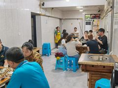 大堂-石灰市毛记烧鸡公(解放碑店)