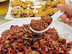 -四川小胡子海鲜(丁村万人海鲜广场店)