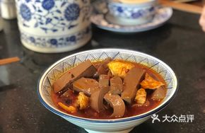 Sichuan-style Boiled Duck Blood and Intestines