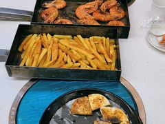 -老东镇啤酒屋海鲜加工·蒸汽海鲜·海鲜烧烤(台东店)