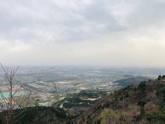 -鬼笑石后山停车场