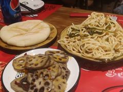 -李双猪·小龙虾·烧烤·羊肉煲(乐山店)