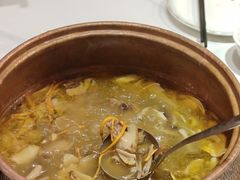 -菌海森林·非遗野生菌火锅(西山区滇池路摩根道店)