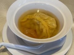 花胶灌汤饺-皇朝会.经典传统粤菜(外滩店)