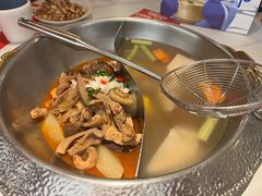 -左庭右院鲜牛肉火锅(南通CBD大有境店)