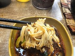 -天瑞福云南过桥米线(十里河店)