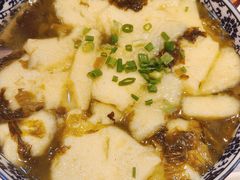 -乡土特色.冷锅鱼.牦牛肉汤锅