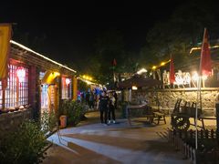 -百里峡七彩艺术小镇