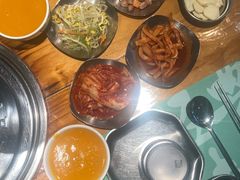 -唯成•韩国炭火烤肉 유성고기