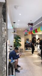 -PE SALON