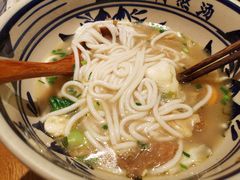 -鑫花溪牛肉米粉(东环大润发店)
