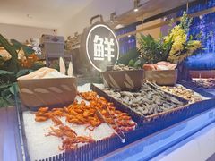 -享遇.锅姥姥牛排海鲜自助(小寨店)