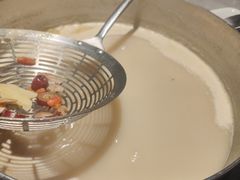 -尚尚仙·酸汤猪手·猪肚鸡火锅(华联万柳购物中心店)