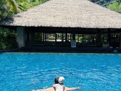 -三亚湾海居铂尔曼度假酒店