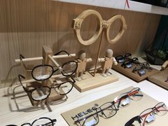 -Trend1881视光·蔡司视觉(领展广场店)
