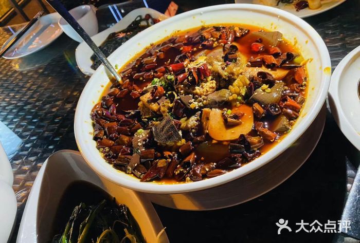 北京云瑧金陵莲花酒店·莲·川小馆海鲜毛血旺图片