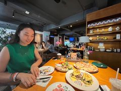 -JINNS锦时 steak&pizza(浸信会礼拜堂旧址店)