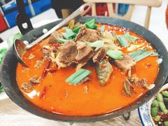 -江城燕子大排档(江汉路步行街店)