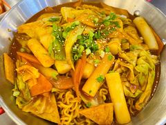 -朴太院·烤肉万岁·创意首尔料理(中联广场店)